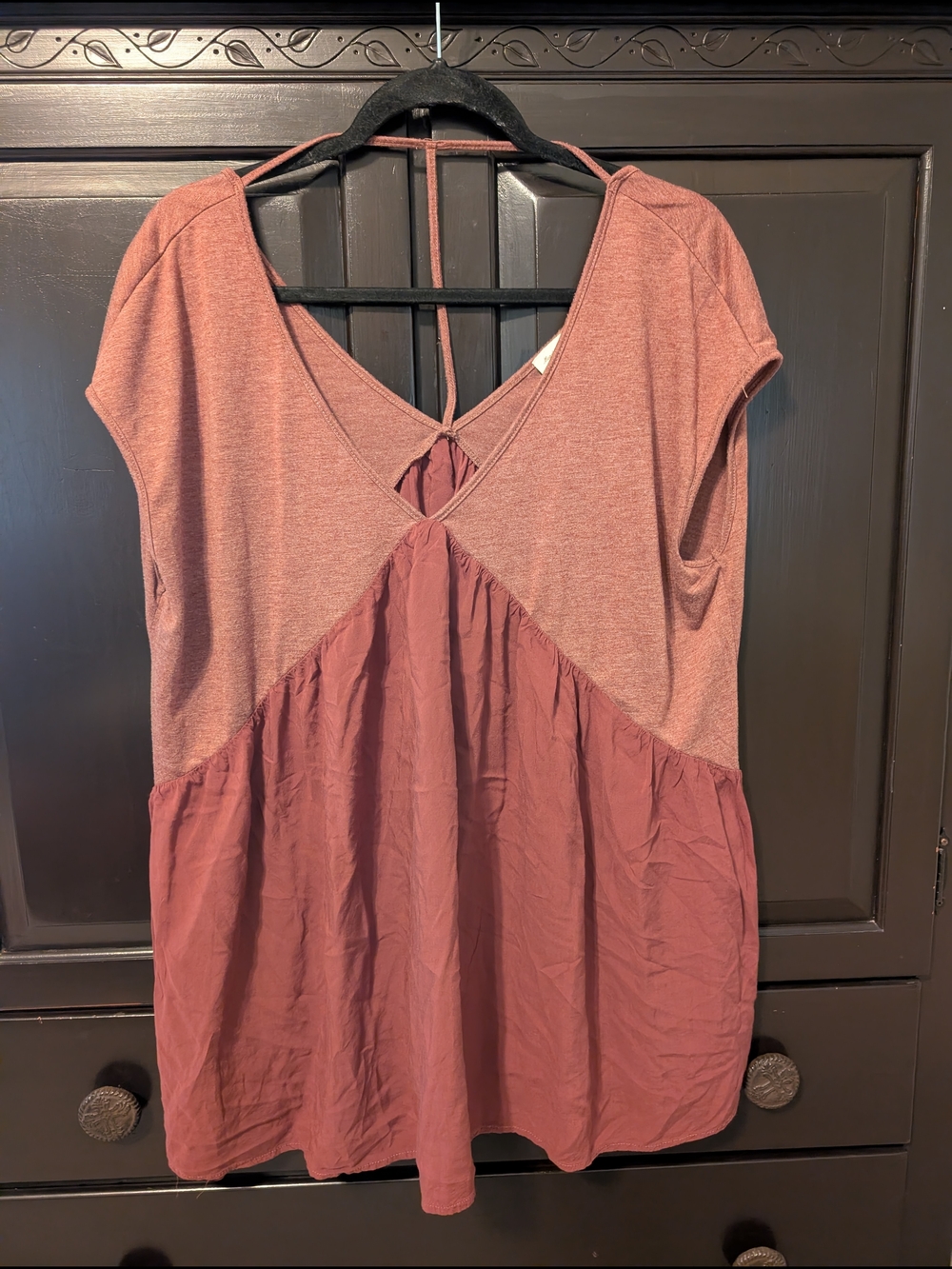 Meadow Rue Mauve-Rose Mixed Fabric V-Neck Tunic